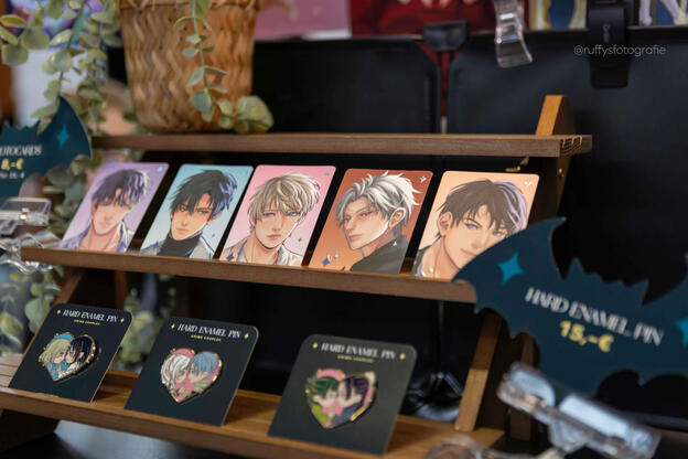Photocards and Enamel Pins
